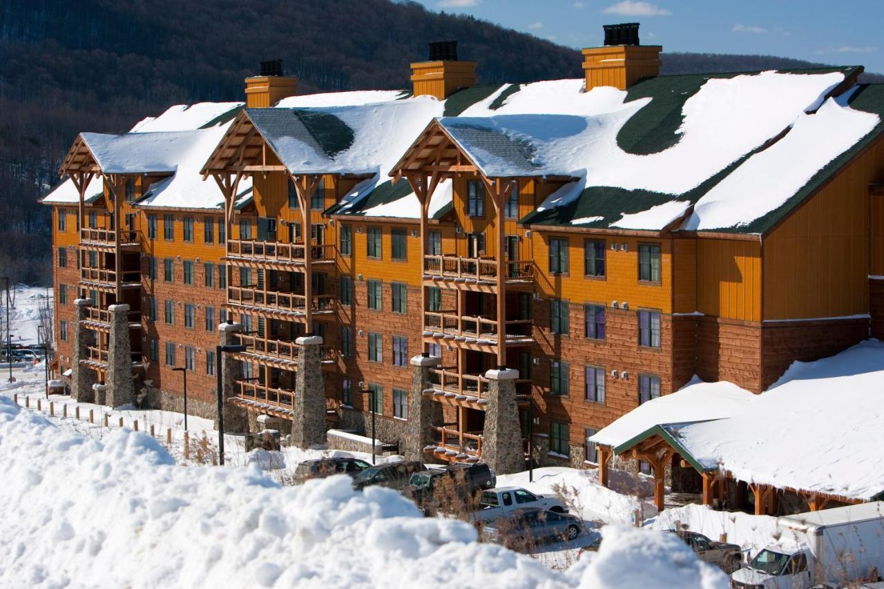 Hope Lake Lodge&Indoor Waterpark Cortland Buitenkant foto