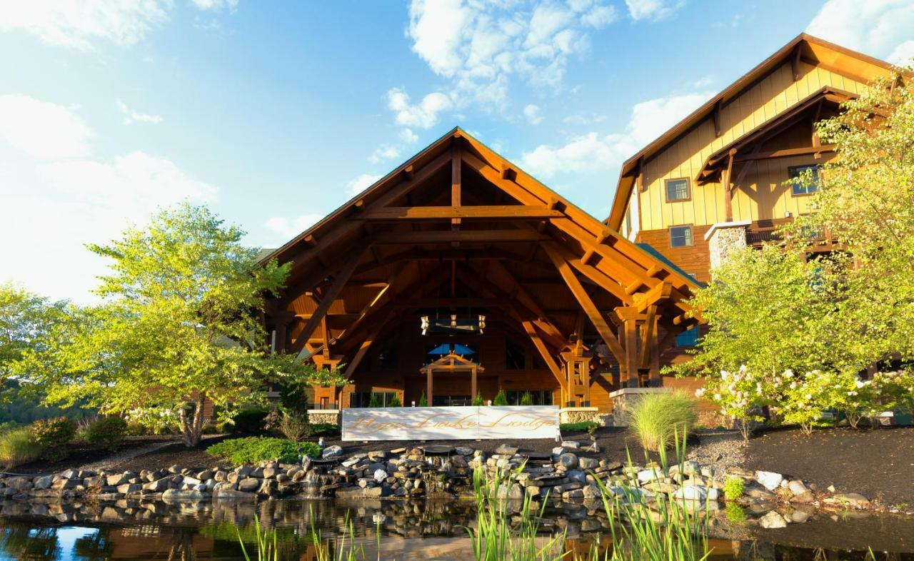 Hope Lake Lodge&Indoor Waterpark Cortland Buitenkant foto